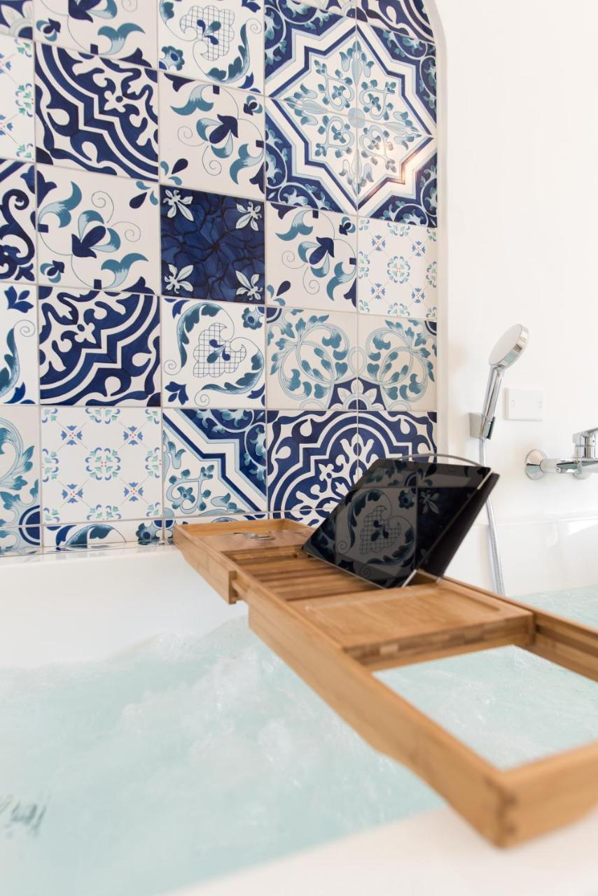 Relais Mareluna - Luxury Apartments Salerno Dış mekan fotoğraf